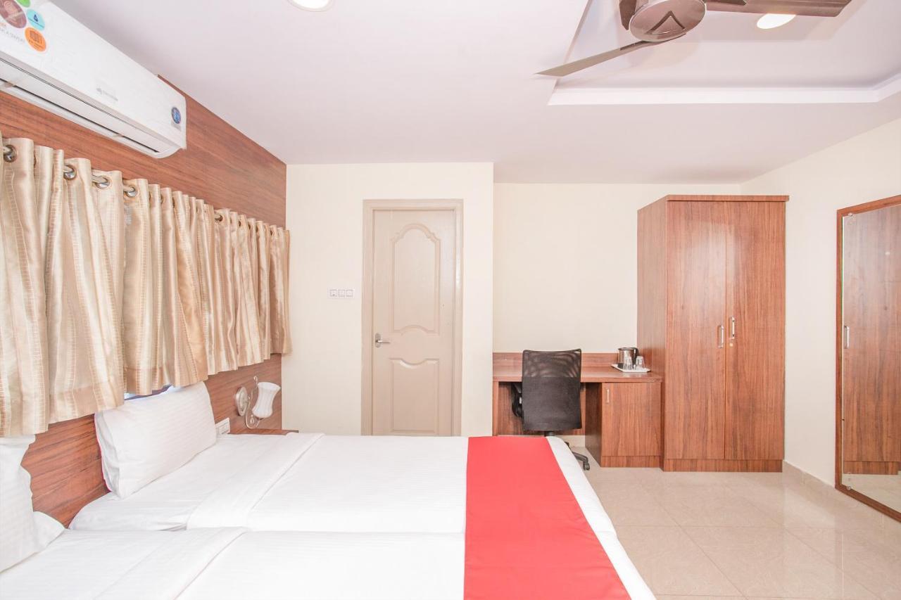Oyo Flagship 77727 Hotel Blue Bell Bangalore Buitenkant foto