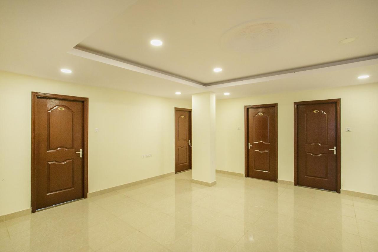 Oyo Flagship 77727 Hotel Blue Bell Bangalore Buitenkant foto